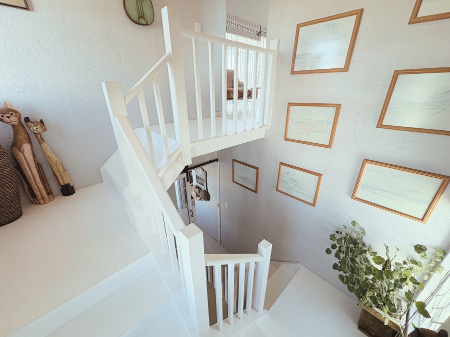 4 Bedroom Property for Sale in Yzerfontein Western Cape